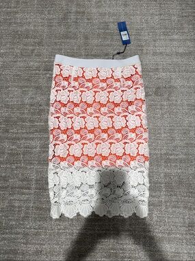 Rebecca Minkoff Coral and White Lace Pencil Skirt size 0 / xs